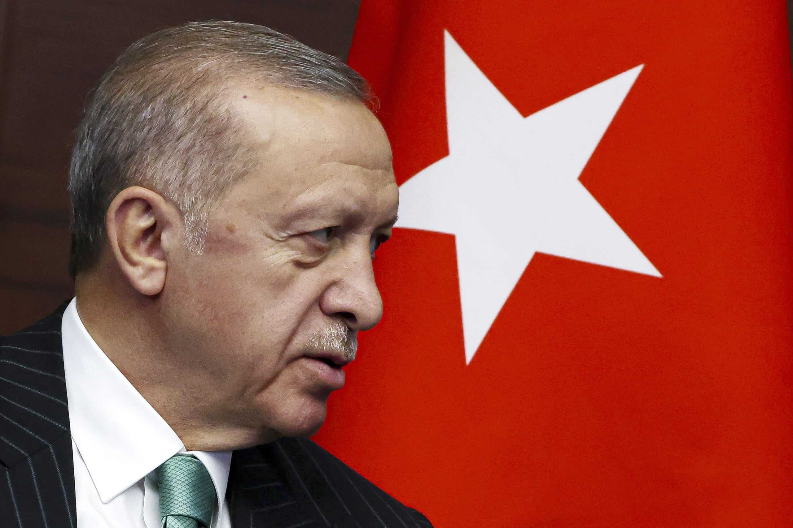 Erdoğan baut Kabinett um