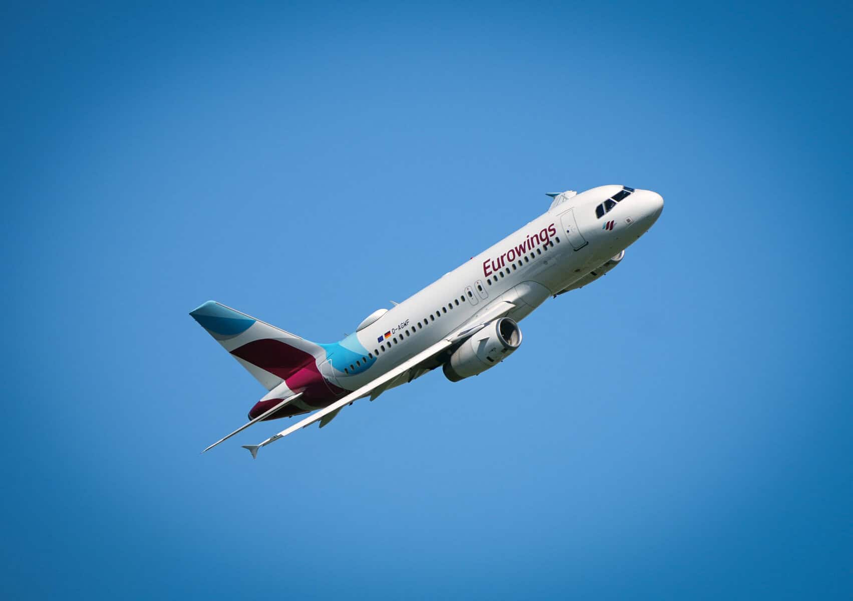 Warum das Fliegen von Deutschland aus so teuer geworden ist