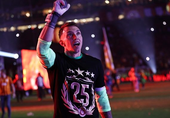 Galatasaray holt Double und trägt als erster Klub fünften Stern