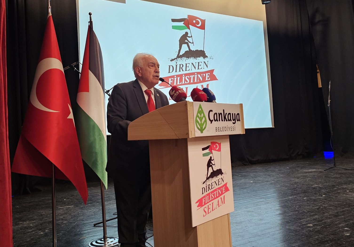 Perinçek fordert Ende der Sippenhaft für Gülen-Anhänger – doch rechtfertigt Säuberungen