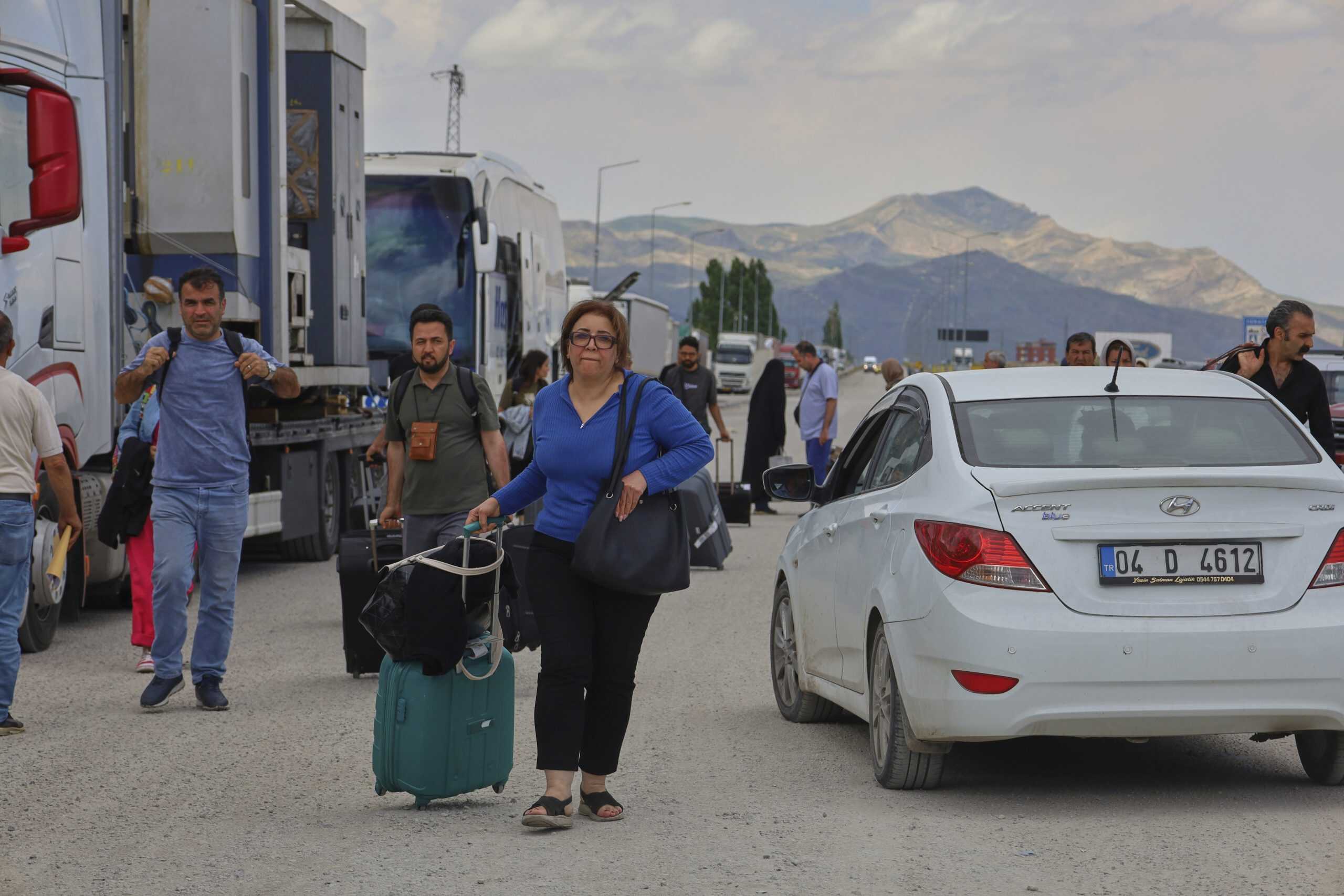 Iran entdeckt mutmaßliche israelische Drohnenfabrik im eigenen Land – Teheraner wollen in die Türkei
