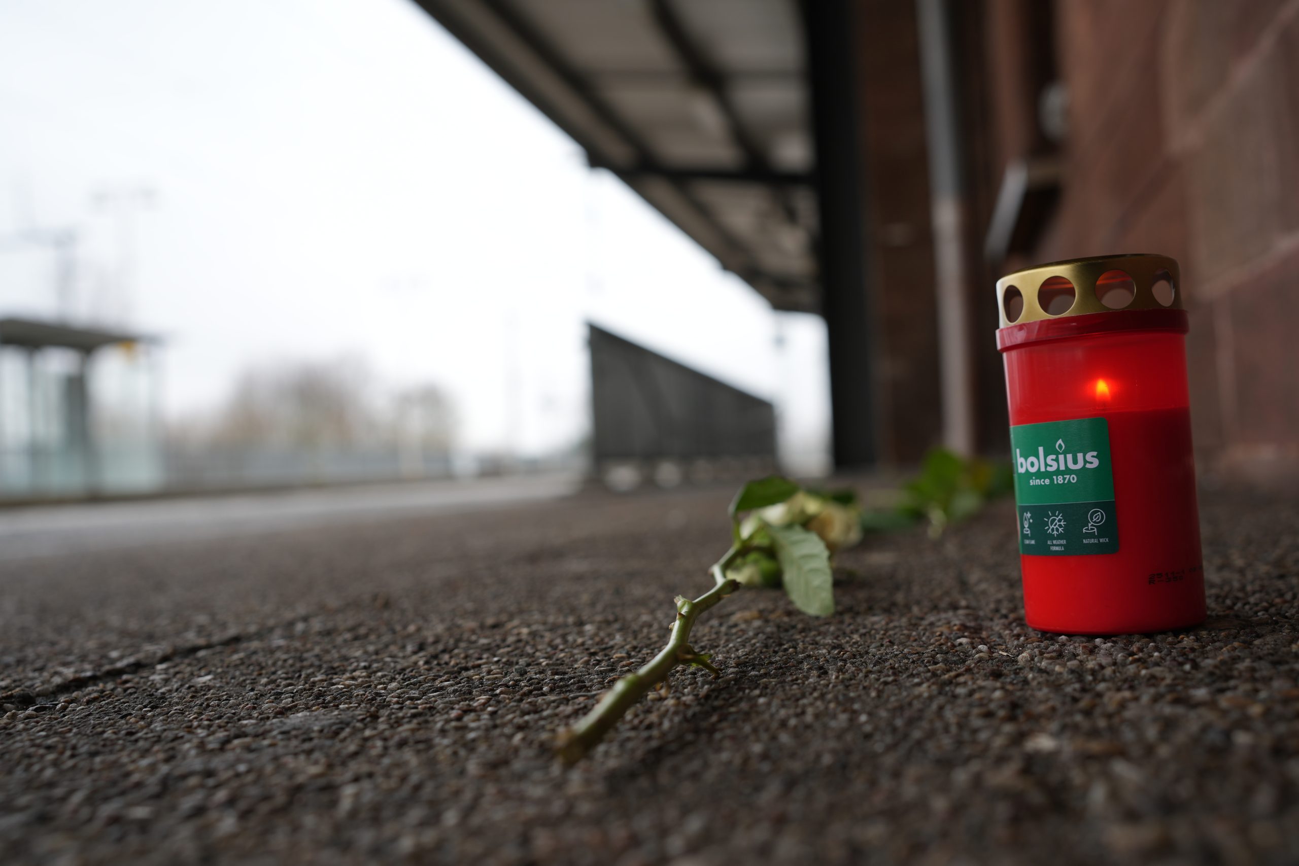 Getöteter Zugbegleiter Serkan C.: Polizei wertet Videomaterial aus