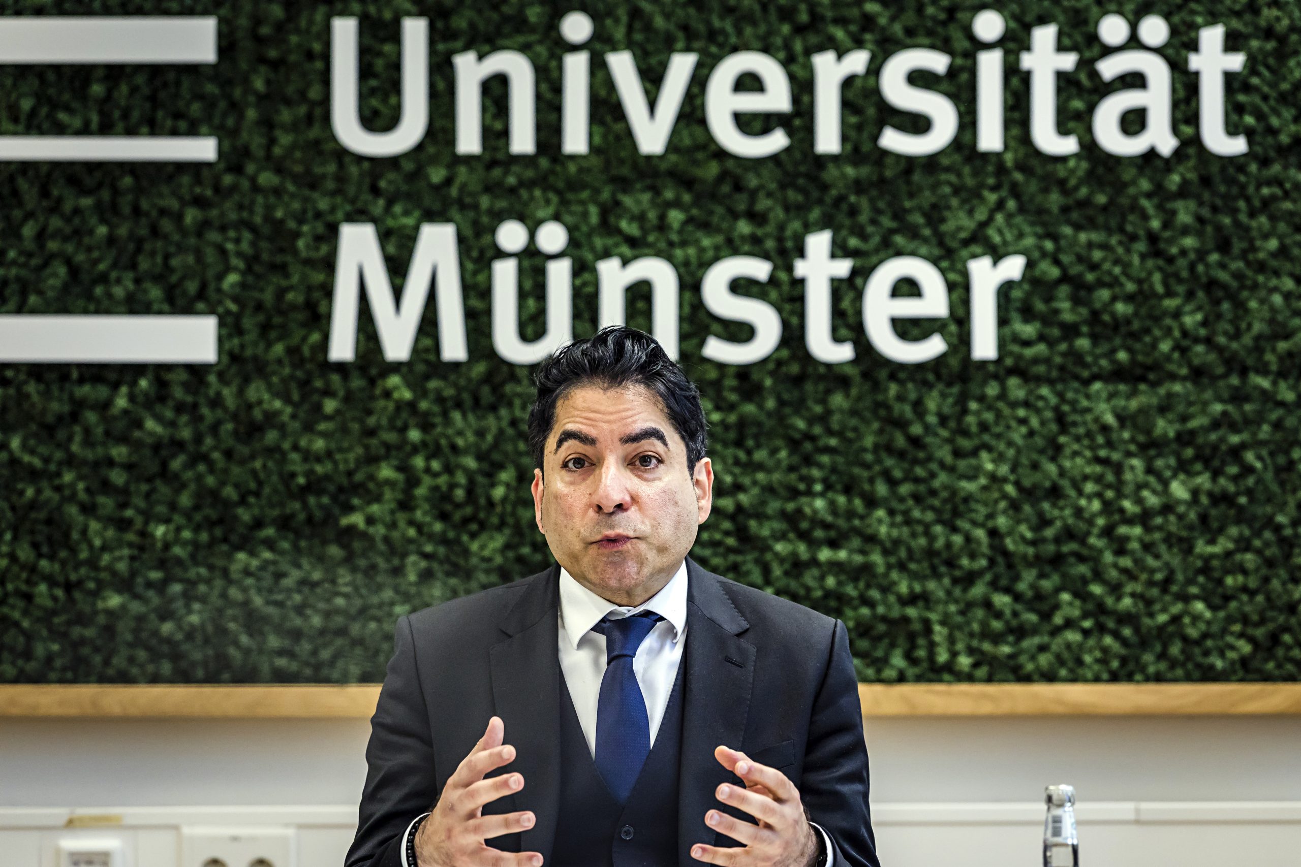 Universität Münster schafft erste Fakultät für Islamische Theologie in Westeuropa – Ausbau mit Signalwirkung