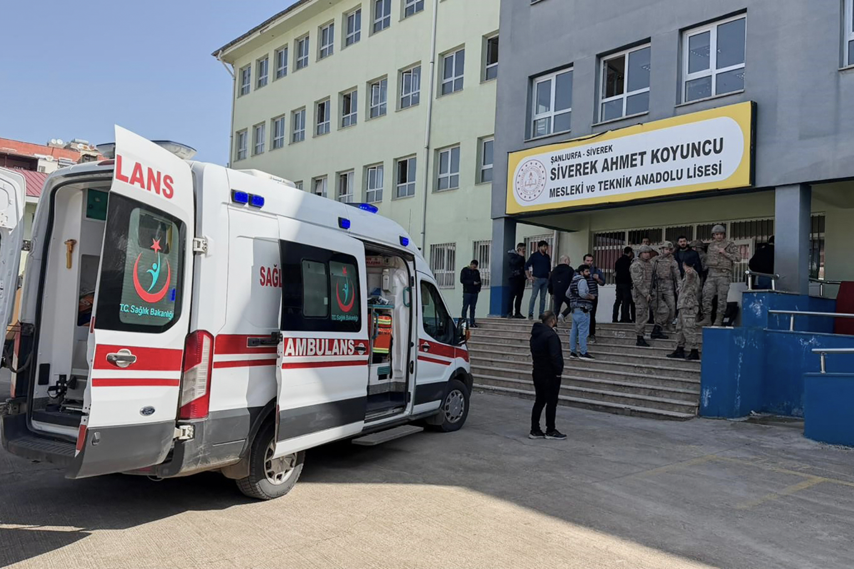 Zweiter Angriff innerhalb von zwei Tagen: Mehrere Tote bei Angriff an Schule in der Türkei