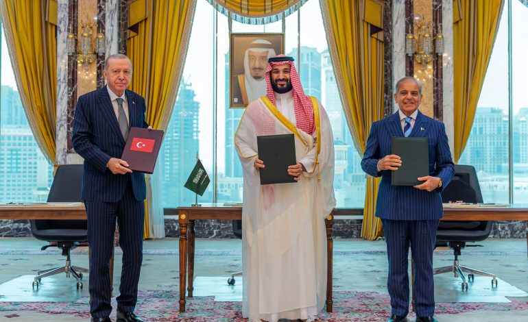türkei, saudi arabien und pakistan schließen verteidigungspakt